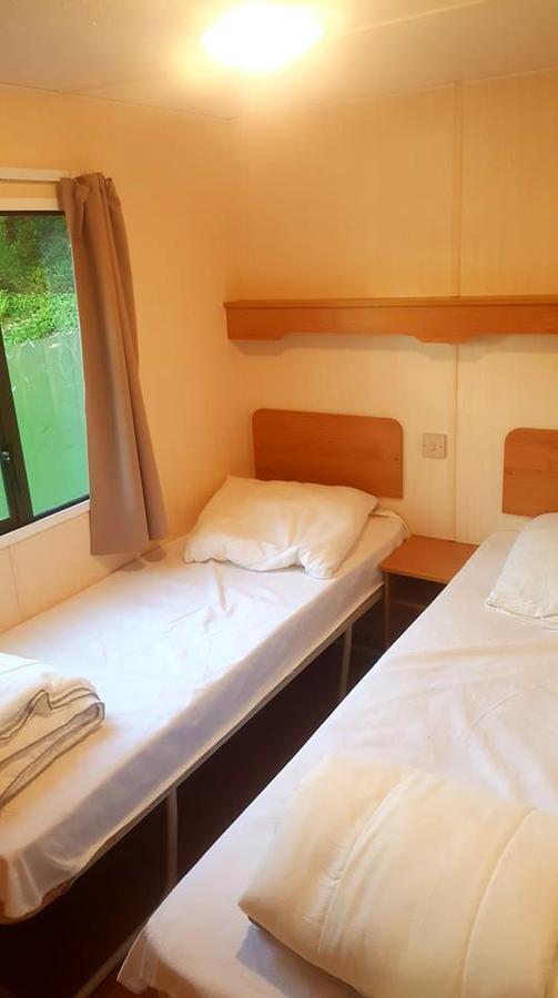 Camping De La Reuille Flere-la-Riviere Ngoại thất bức ảnh